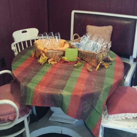 The Rose Guest House Canton Bagian luar foto